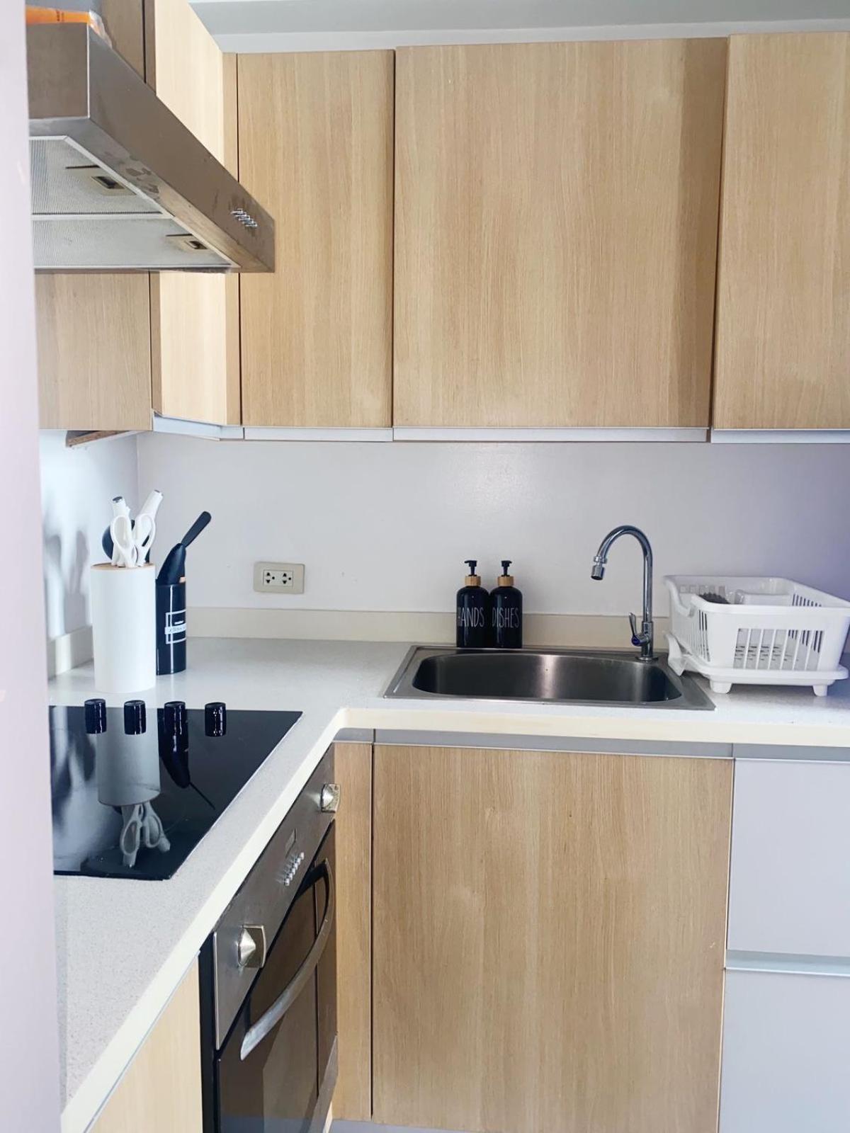 Cozy 2-Bedroom At South Of Market Soma Bgc Near Sm Aura, Market! Market! & Bonifacio High Street Тагуиг Екстериор снимка