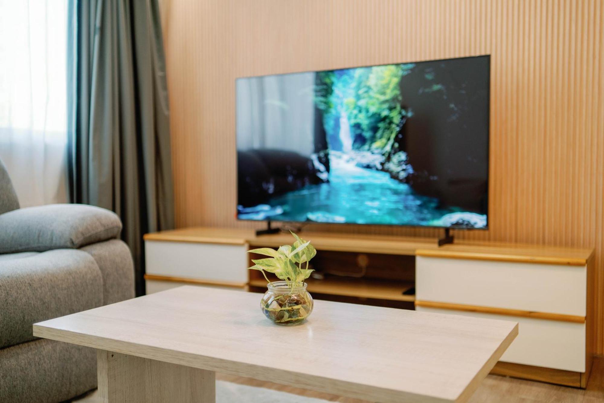 Cozy 2-Bedroom At South Of Market Soma Bgc Near Sm Aura, Market! Market! & Bonifacio High Street Тагуиг Екстериор снимка