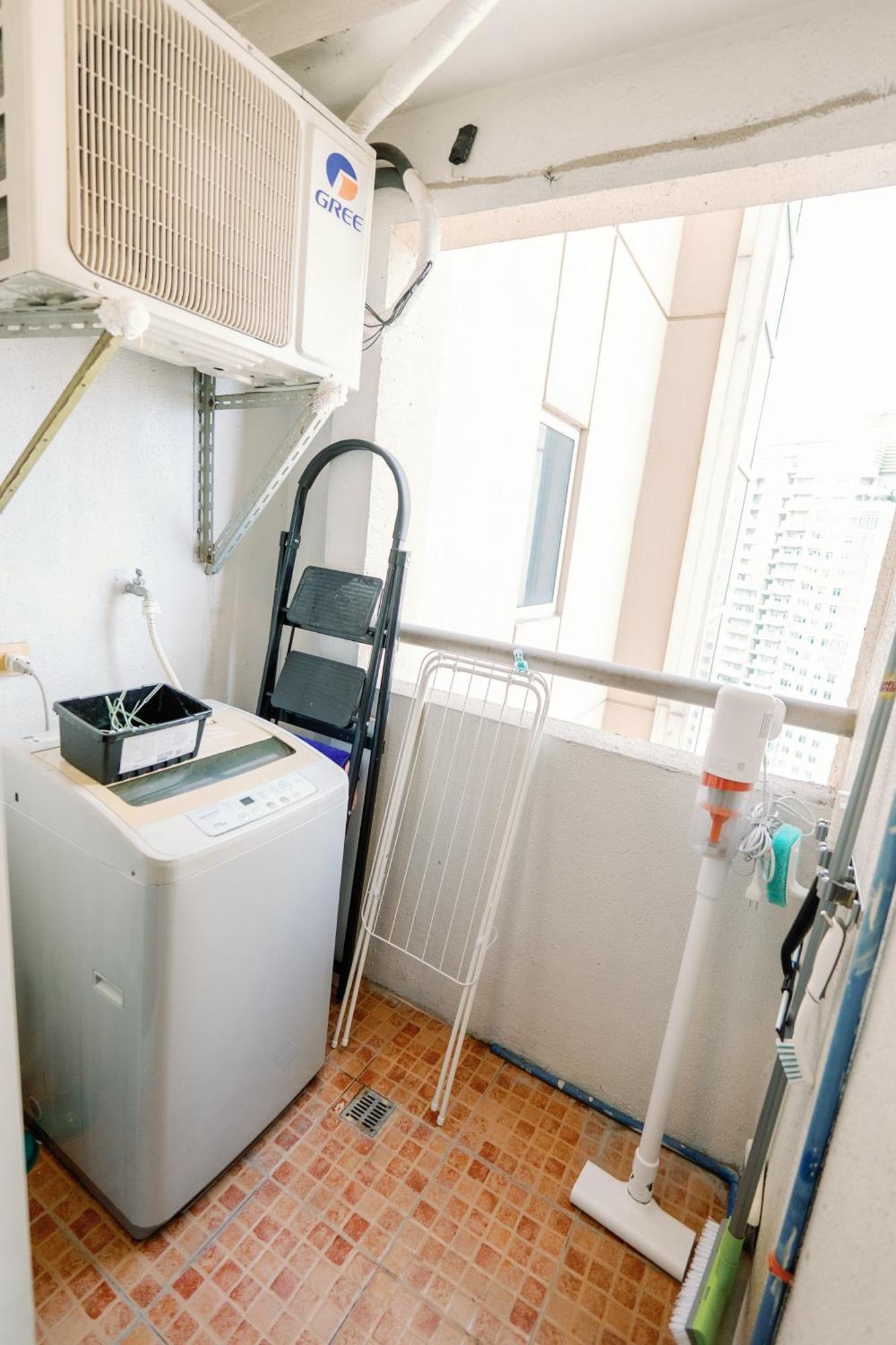 Cozy 2-Bedroom At South Of Market Soma Bgc Near Sm Aura, Market! Market! & Bonifacio High Street Тагуиг Екстериор снимка