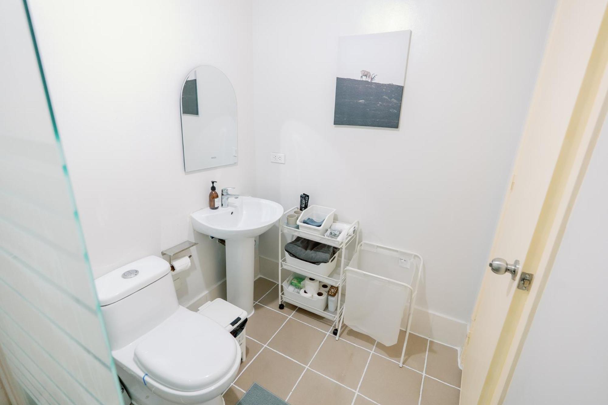 Cozy 2-Bedroom At South Of Market Soma Bgc Near Sm Aura, Market! Market! & Bonifacio High Street Тагуиг Екстериор снимка