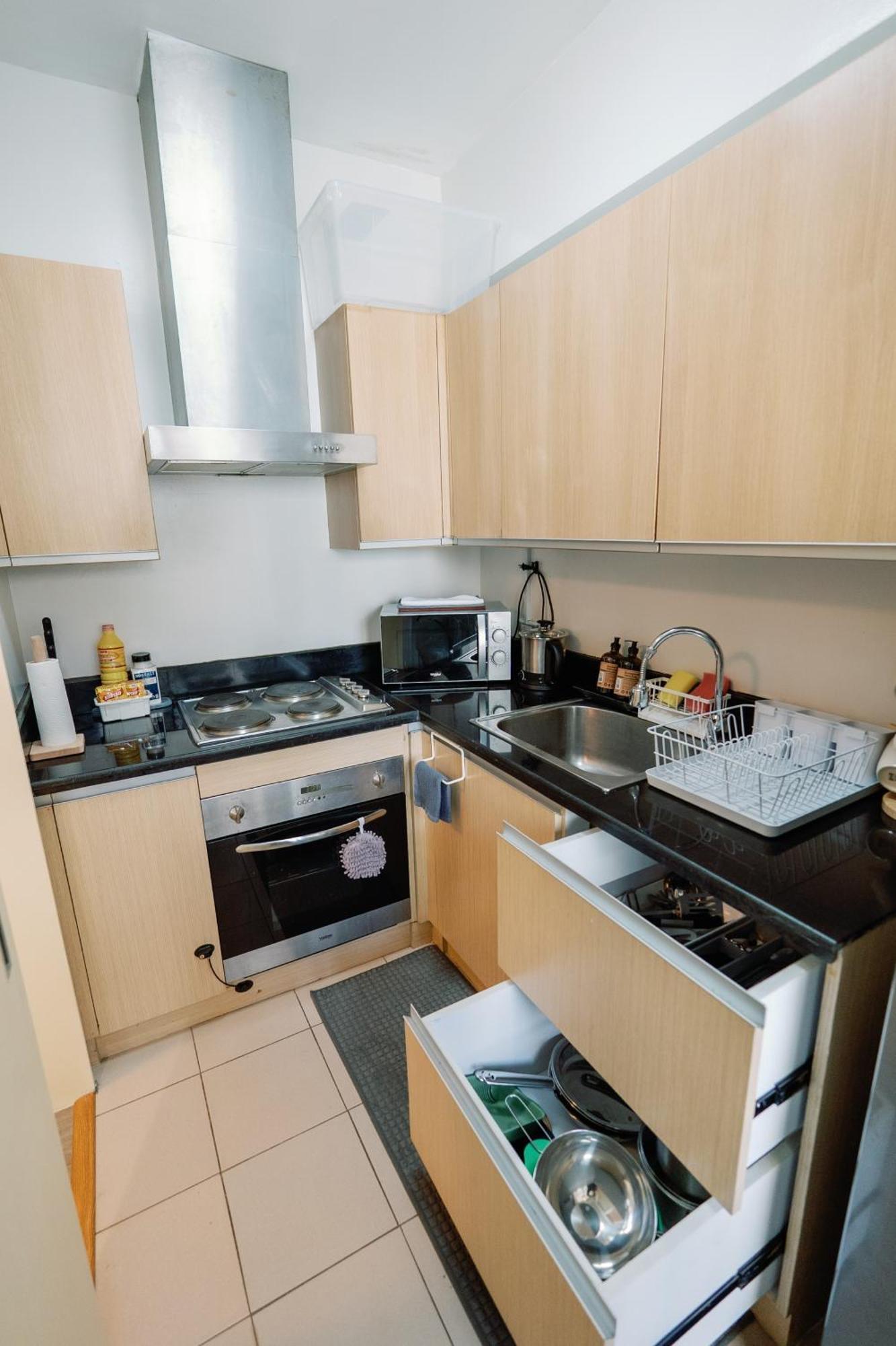Cozy 2-Bedroom At South Of Market Soma Bgc Near Sm Aura, Market! Market! & Bonifacio High Street Тагуиг Екстериор снимка